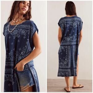Free People | We the Free Indie Maxi Tee Indigo Blue Bandana Print Long Top M